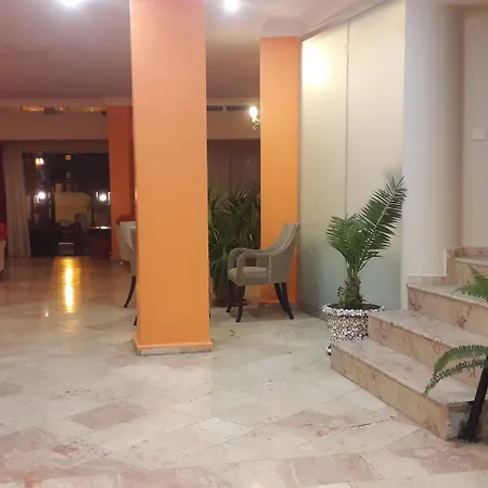 Szálloda Club Urgenc *