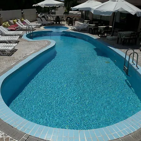Club Urgenc Szálloda