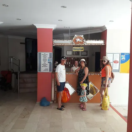 Club Urgenc Szálloda Ayvalı