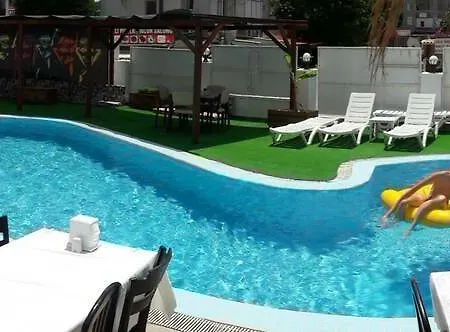 Szálloda Club Urgenc Ayvalı