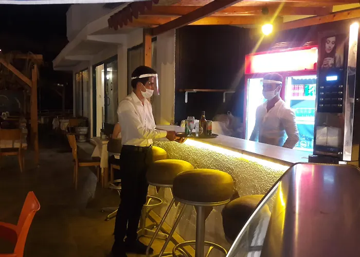 Club Urgenc ホテル *