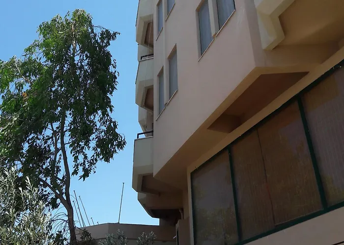 ホテル Club Urgenc Ayvalı